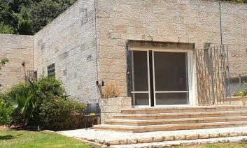 Private house for rent in Talbiyeh